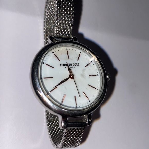 Kenneth Cole New York Women’s Watch - Picture 4 of 6